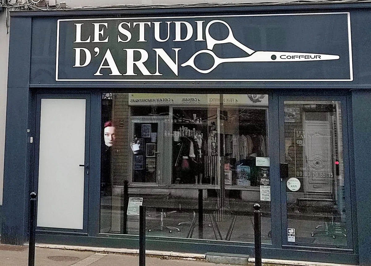 Façade du Studio d'Arno, salon de coiffure à Saint-Pol-sur-Mer