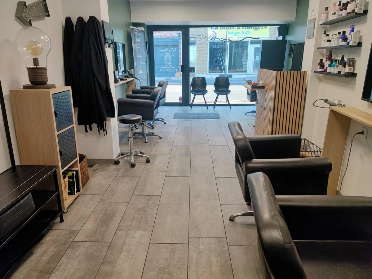 Intérieur du Studio d'Arno vu depuis l'entrée, Saint-Pol-sur-Mer
